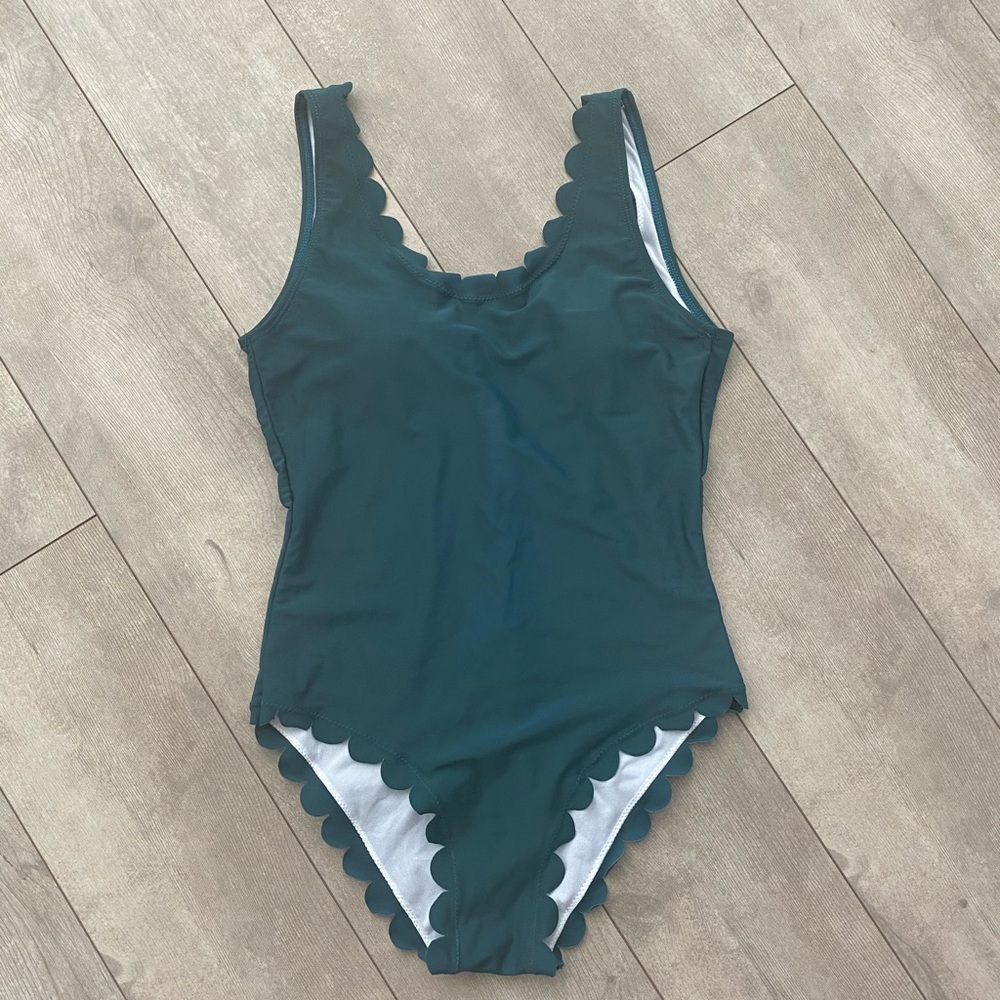 CUPSHE one piece bathing suit